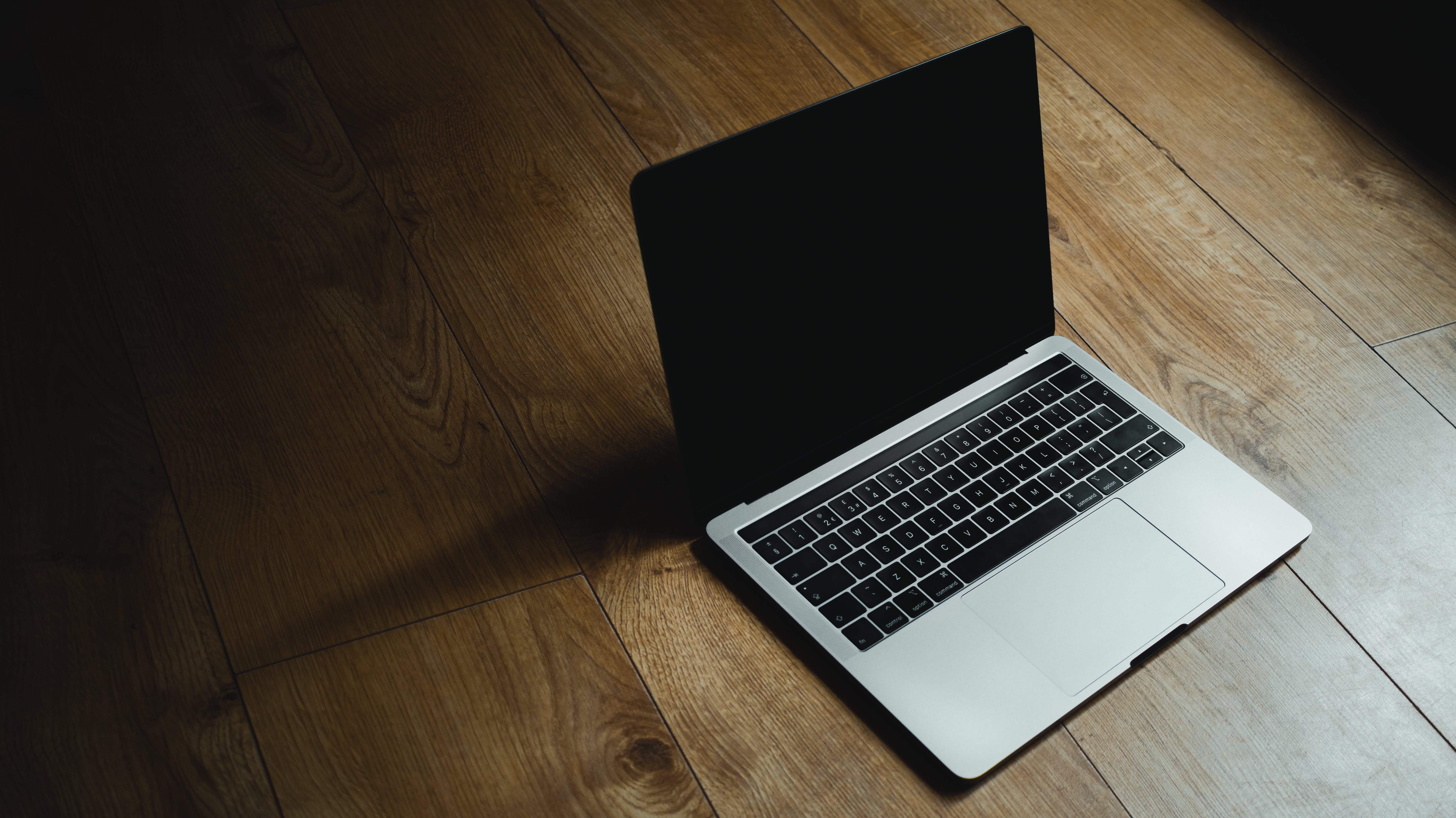 Macbook On Rent
